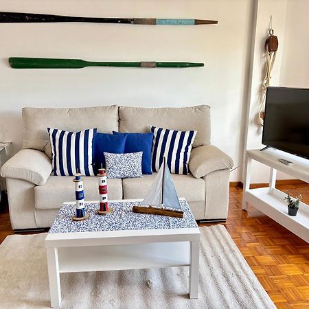 Apartamento con vistas al mar en Primera Línea. Muros Exterior foto
